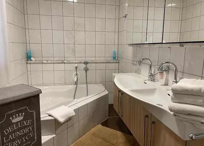 شاليه صن سخلادميخ